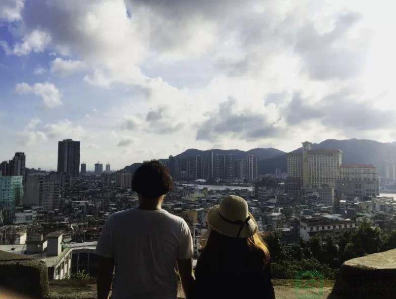 常熟回收面料公司職員虞山腳下會(huì)情郎